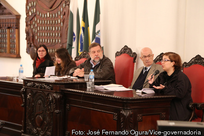 27 Reunio do Frum Estadual de Educao em Curitiba no dia 24 de junho